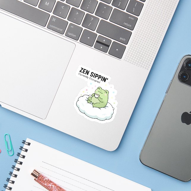 Adesivo de Chá do Sapo Zen – Animal de Nuvem Fofo  (Notebook com iPhone)