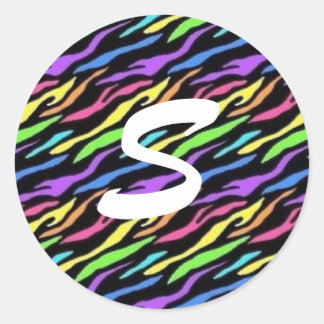 Adesivo em alfabeto impresso em animais