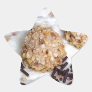 Adesivo Estrela Bolo de amendoim com detalhes de salsicha de choco