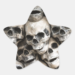 Adesivo Estrela Pilha De Crânios