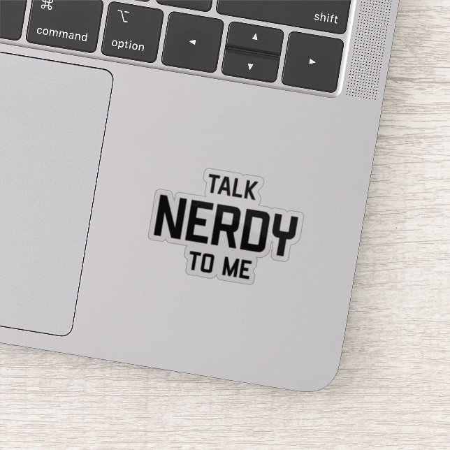 ADESIVO FALE COMIGO COM NERDY (Detalhe)