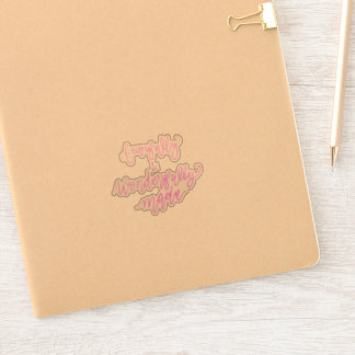 Adesivo Feliz e Maravilhosamente Feito