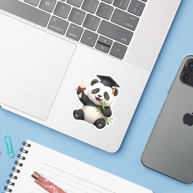 Adesivo Graduação do Urso Panda (Notebook com iPhone)
