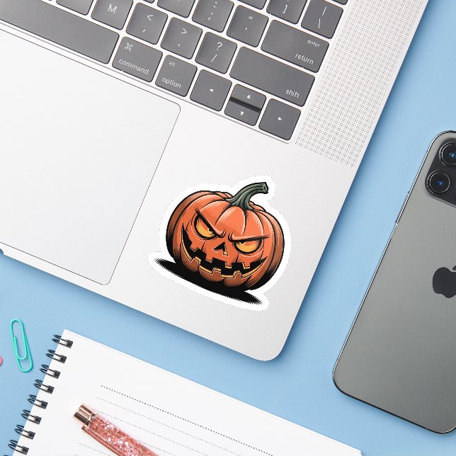 Adesivo Grumpy Pumpkin Sticker – Halloween Mood (Notebook com iPhone)