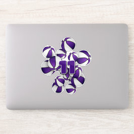 Adesivo grupo de camisetas brancas roxas