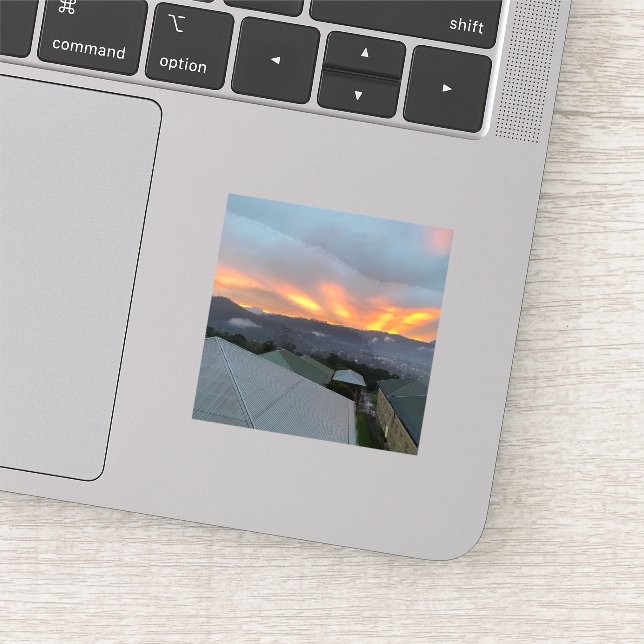 Adesivo Horizonte ouro - Raios sobre Montanhas Mistas (Detalhe)