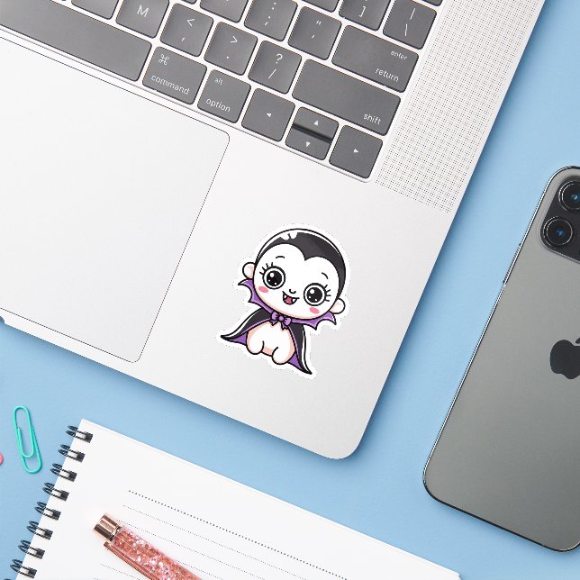 Adesivo Kawaii Baby Vampire Halloween Sticker (Notebook com iPhone)