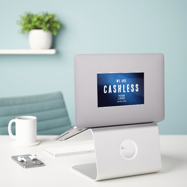 Adesivo Nós somos sem dinheiro - Vinil com Gradiente Grung (Laptop na mesa)
