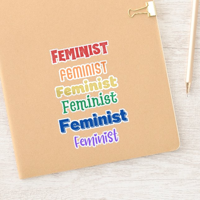 Adesivo orgulho feminista - fonte divertida - fundo transp (Notebook)