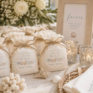 Adesivo Oval Amor e Casamento de Destino na Praia