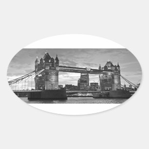 Adesivo Oval Black White Tower Bridge UK Viagem