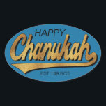 Adesivo Oval Chanukah/Hanukkah Retro Stickers OVAL<br><div class="desc">Chanukah/Hanukkah Retro Stickers OVAL. "Retro Happy Chanukah EST 139 BCE" Eu escrevo, Chanukah é um dos meus feriados favoritos. Divirta-se usando esses adesivos como topos de bolo, etiquetas de presentes, fechos de malas de favor ou qualquer que seja a sua festa! Personalize apagando, "Happy" e "Est 139 BCE" e substituindo...</div>