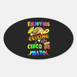 Adesivo Oval Desfrutando Da Cuisine Em Cinco De Mayo