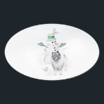 Adesivo Oval Keeshond Christmas Snowman Pinting Art<br><div class="desc">Retrato original de Cachorro Snowman de Natal Keeshond. Especializamo-nos em arte original engraçada e engraçada. Comprar isto para si próprio ou como um presente excelente para os teus amigos de Keeshond. Seja criativo - clique em PERSONALIZAR para adicionar/remover/alterar texto, redimensionar a imagem, alterar as cores ou qualquer outra coisa que...</div>