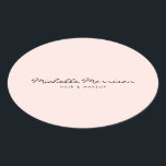 Adesivo Oval Maquiagem Rosa Vintage e Beleza Personalizadas<br><div class="desc">Coordena-se com o Modelo de cartão de negócios Vintage Pink Makeup and Beauty até 1201AM. Seu nome é elegantemente estirado em uma letra cursiva para um sentimento clássico e vintage nesses autocolantes personalizados. Use estes adesivos para selar envelopes ou pacotes, para adicionar sua marca aos produtos ou para personalizar os...</div>