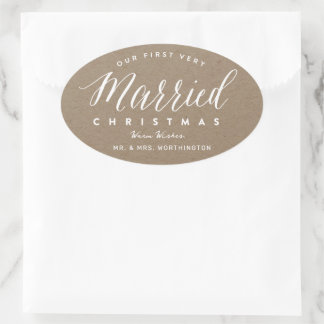 Adesivo Oval Nosso Primeiro Natal Muito Casados Sr & Sra Casame