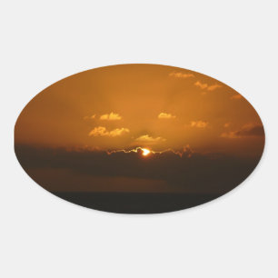 Adesivo Oval Sol Por Trás Das Nuvens I Via Laranja