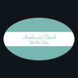 Adesivo Oval Vinheta de Casamento Personalizado Branca e Teal<br><div class="desc">Um adesivo lindamente personalizado em branco e lacrimejo. Perfeito para anúncios de casamento e salvar as datas. Elegante e na moda, isto é certo para agradar a quem o receber. Adicione seus próprios detalhes ou mensagem para criar um toque de conclusão exclusivo ao seu papel de carta de casamento.</div>