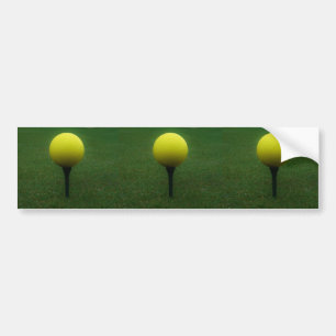 Adesivo Para Carro Bola de Golfe Amarelo no campo de golfe da montanh