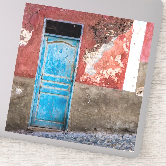 Adesivo Parede colorida com porta azul (Detalhe)