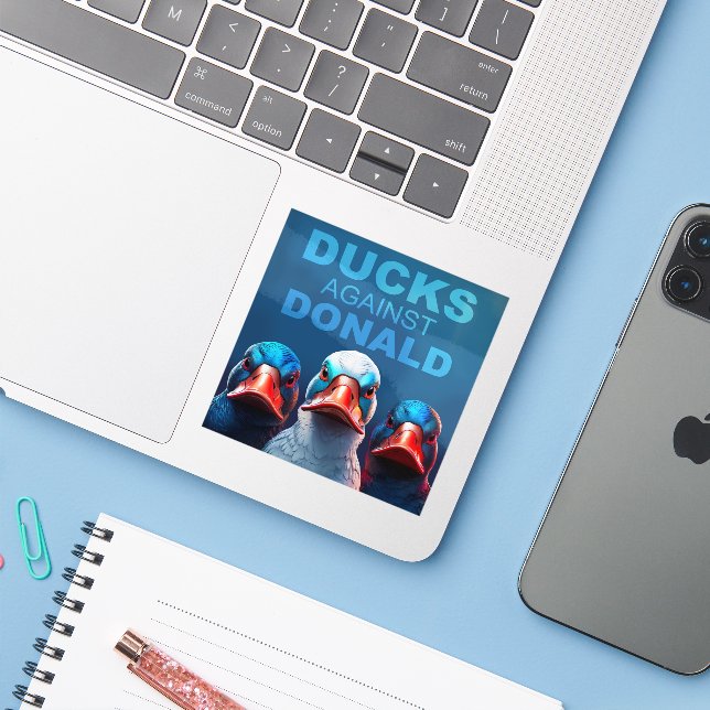 Adesivo Patos Contra Donald Sticker (Notebook com iPhone)