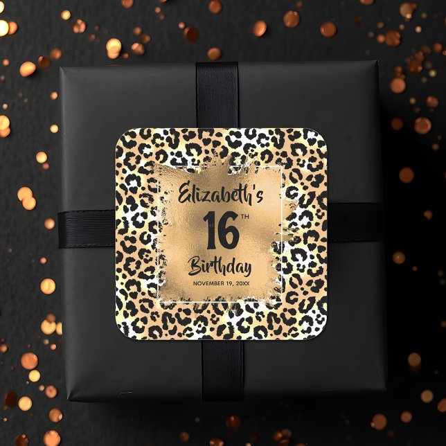 Adesivo Quadrado 16.º Aniversário Padrão-Leopardo (Chic 16th birthday leopard pattern square favor stickers)