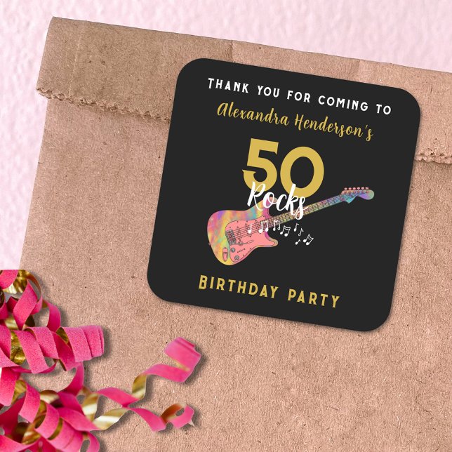 Adesivo Quadrado 50 Rochas Rosa Guitarra 50ª Festa de aniversário O (50 Rocks funky pink guitar gold and black custom 50th birthday party thank you sticker)
