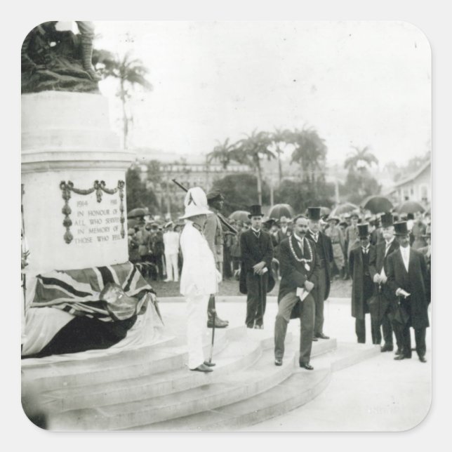 Adesivo Quadrado A revelação do Memorial da Guerra (Frente)
