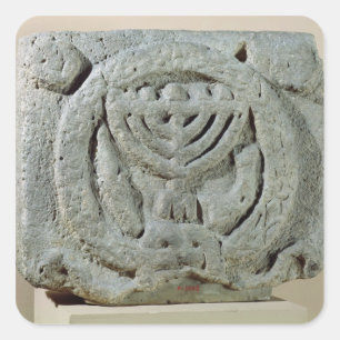 Adesivo Quadrado Alivio que descreve um menorah