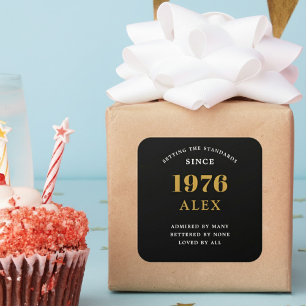 Adesivo Quadrado Aniversário de 50 anos Nome 1976 Preto Dourado Ele