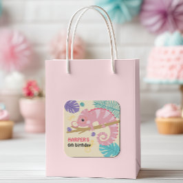 Adesivo Quadrado Aniversário do Réptil da Rapariga do Scales and Ta