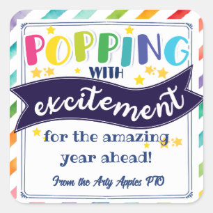 Adesivo Quadrado apenas apareceu para dizer olá como voluntário de