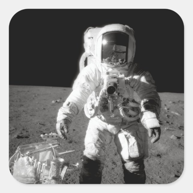 Adesivo Quadrado Apollo 12 Moonwalk (Frente)