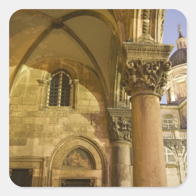 Adesivo Quadrado Arcos do Palácio do Reitor com a Catedral de Dubro (Frente)