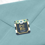 Adesivo Quadrado Azul Branco e Preto Dourado Floral Salvar a Data<br><div class="desc">Este adesivo "Salvar o quadrado de Data" apresenta uma borda falsa dourada, listras azuis e brancas e uma bela floral de aquarela. Use-o para selar os envelopes Salvar a Data ou para decoração. Verifique o convite Salvar a data na minha loja aqui -> http://www.zazzle.com/blue_and_faux_gold_floral_save_the_date_invitation-256244022793321740?rf=238364477188679314 Personalize-o substituindo o texto do marcador...</div>