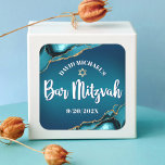 Adesivo Quadrado Bar Mitzvah Turquesa Moderno Ombre Ágata Script<br><div class="desc">Sinta-se orgulhoso, regozije e mostre esse marco do seu Bar Mitzvah favorito! Use esse adesivo moderno, único e personalizado para adicionar ao seu dia especial. Caligrafia branca, tipografia sans serif branca em negrito e uma Estrela de Davi dourada falsa sobre um fundo ombre azul-turquesa profundo com acentos de ágata azul-turquesa...</div>
