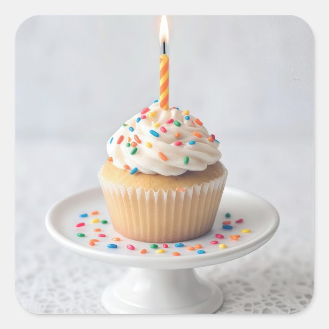 Adesivo Quadrado Birthday Cupcake with a Candle (Frente)