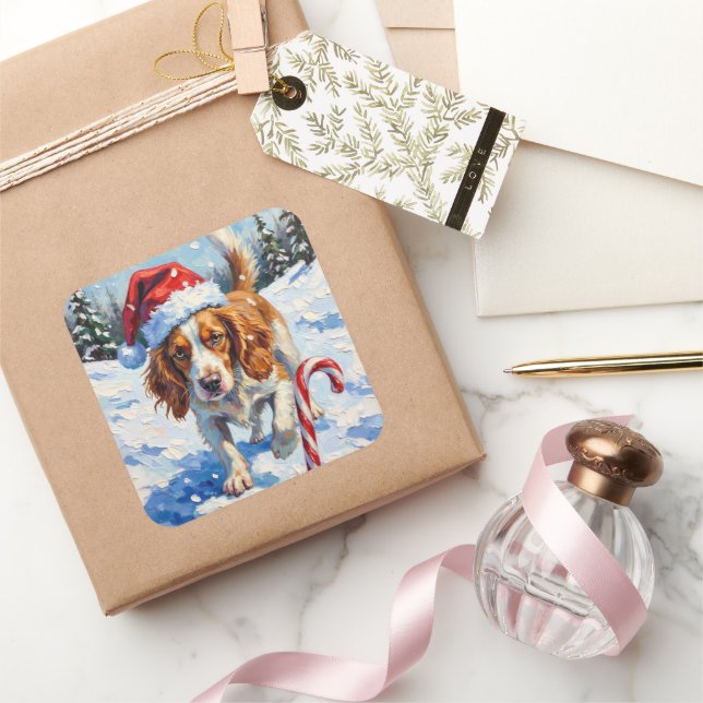 Adesivo Quadrado Brittany Spaniel Dog Pointing at Christmas Candy (Presentear)