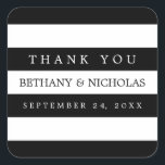 Adesivo Quadrado Casamento com stripes modernas Obrigado Stickers<br><div class="desc">Moderno,  simples,  na moda - perfeito! Fácil de personalizar com seu próprio texto. O tamanho da fonte e a própria fonte também podem ser alterados usando as ferramentas de personalização.</div>