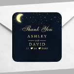 Adesivo Quadrado Casamento da Lua Celestial Stars Midnight Obrigado<br><div class="desc">A Lua Celestial Estende O Casamento Azul À Meia-Noite,  Obrigado Pau Quadrado. Este design apresenta luzes estreladas brilhantes com uma lua crescente brilhando no céu noturno estrelado.</div>