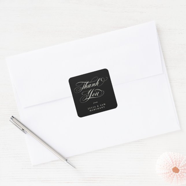 Adesivo Quadrado Casamento de Script Elegante Negro Obrigado (Envelope)