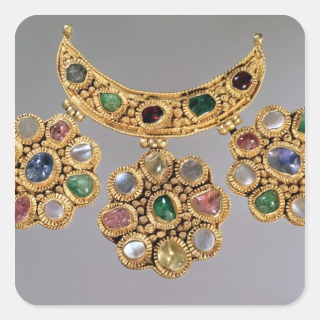 Adesivo Quadrado Colar em forma crescente com pingentes (Frente)