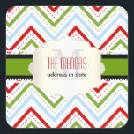 Adesivo Quadrado Cores PixDezines Chevron/Natal/DIY<br><div class="desc">PixDezines chevron para natal DIY green trims background para etiquetas de endereço de natal. Todos os elementos são personalizáveis. Copyright © 2011 PixDezines.com™ e PixDezines™ em zazzle.com</div>