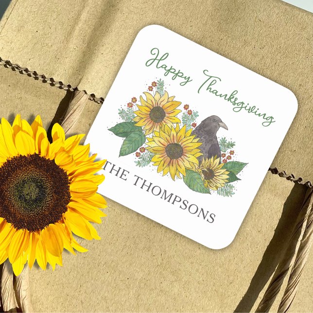 Adesivo Quadrado Crow no Outono Flores de Ação de Graças (Personalized Happy Thanksgiving Sticker to attach to favors, gift bags, envelopes, or place settings)