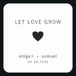 Adesivo Quadrado Deixe o amor crescer o moderno favorito do casamen<br><div class="desc">O casamento moderno favorece os adesivos com um design mínimo com a mensagem, "Deixe o amor crescer" com um coração e seus nomes e data a preto, sobre um fundo branco. As fontes e as cores de fundo podem ser alteradas para qualquer cor desejada. Estes autocolantes simples e contemporâneos são...</div>