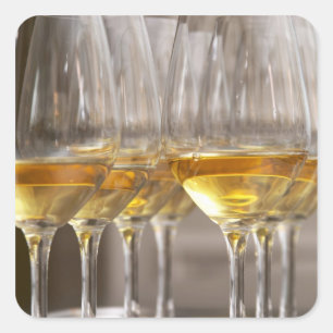 Adesivo Quadrado duas fileiras de copos para degustação de vinho co