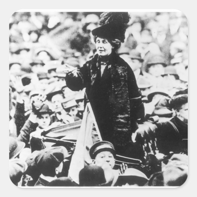 Adesivo Quadrado Emmeline Pankhurst Dirigindo-se a uma multidão (Frente)