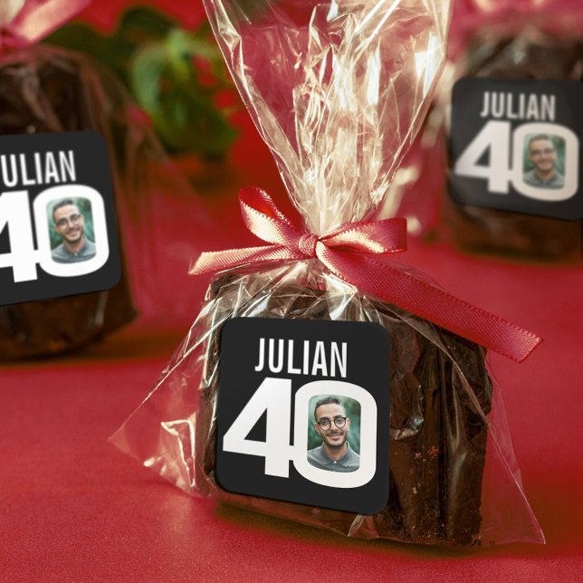 Adesivo Quadrado favor do nome de foto personalizado branco anivers (Criador carregado)