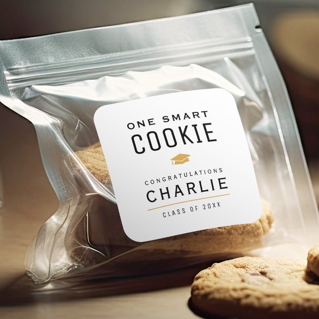 Adesivo Quadrado Favorito de Festa de formatura de Smart Cookies Mo (Modern One Smart Cookie Graduation party favor Square Sticker)