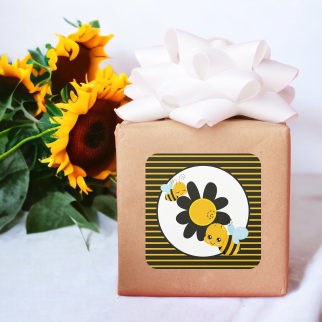 Adesivo Quadrado Festa De Chá de fraldas De Bebê Eliminada (Baby Bee Baby Shower Party Stripped Square Stickers from Ricaso)